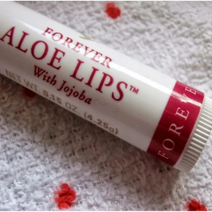 Forever Aloe Lips ochronna pomadka do ust ALOESOWA
