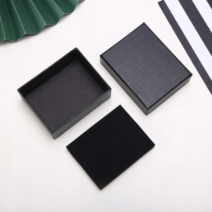 10*szt Pudełko na biżuterię 9×9cm czarne faktura lnu eleganckie prezentowe